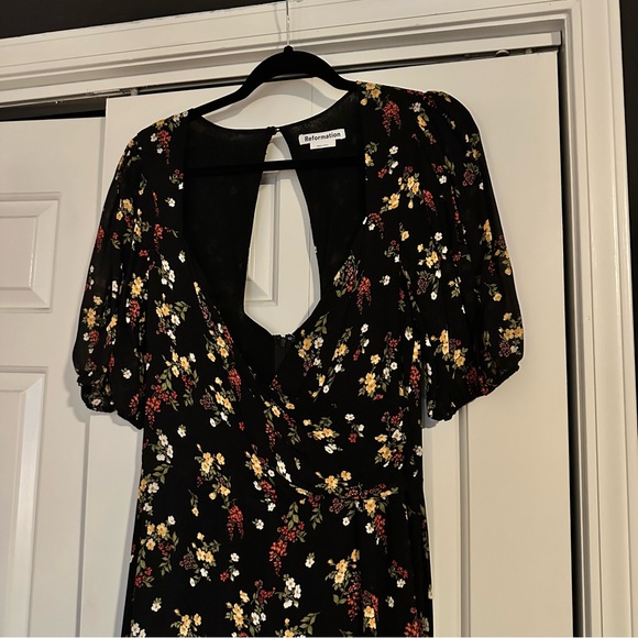 Reformation Vionette Midi Dress in Wildflower - Picture 5 of 8